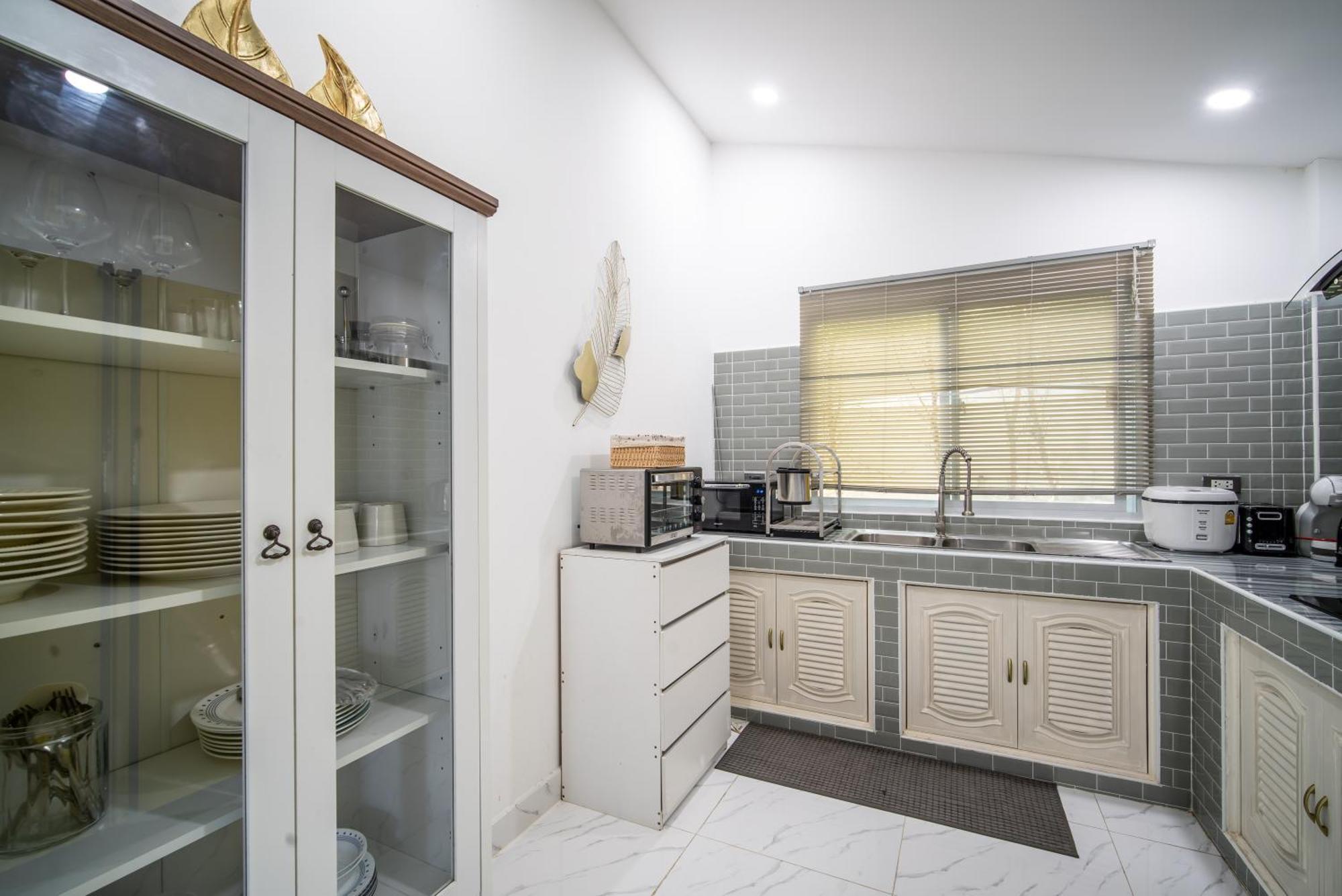Mona Seaview Pool Villa Beach Front Aoyon Beach Ban Ao Makham Phòng bức ảnh